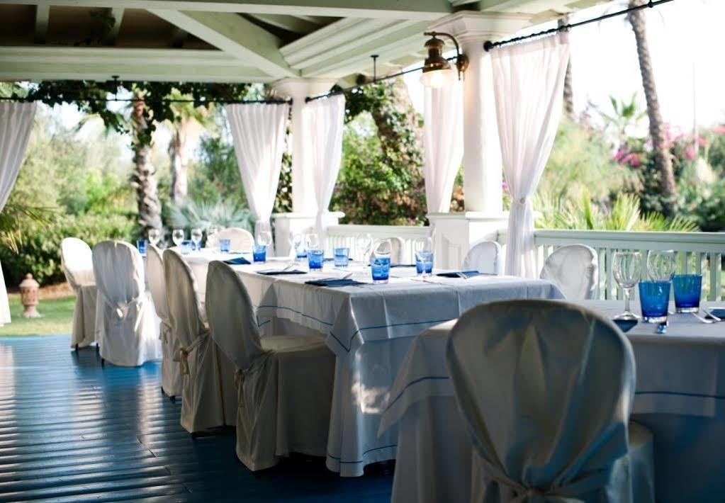 Hotel Mediterraneo ซานตามาเรีย นาวาร์เรเซ ภายนอก รูปภาพ